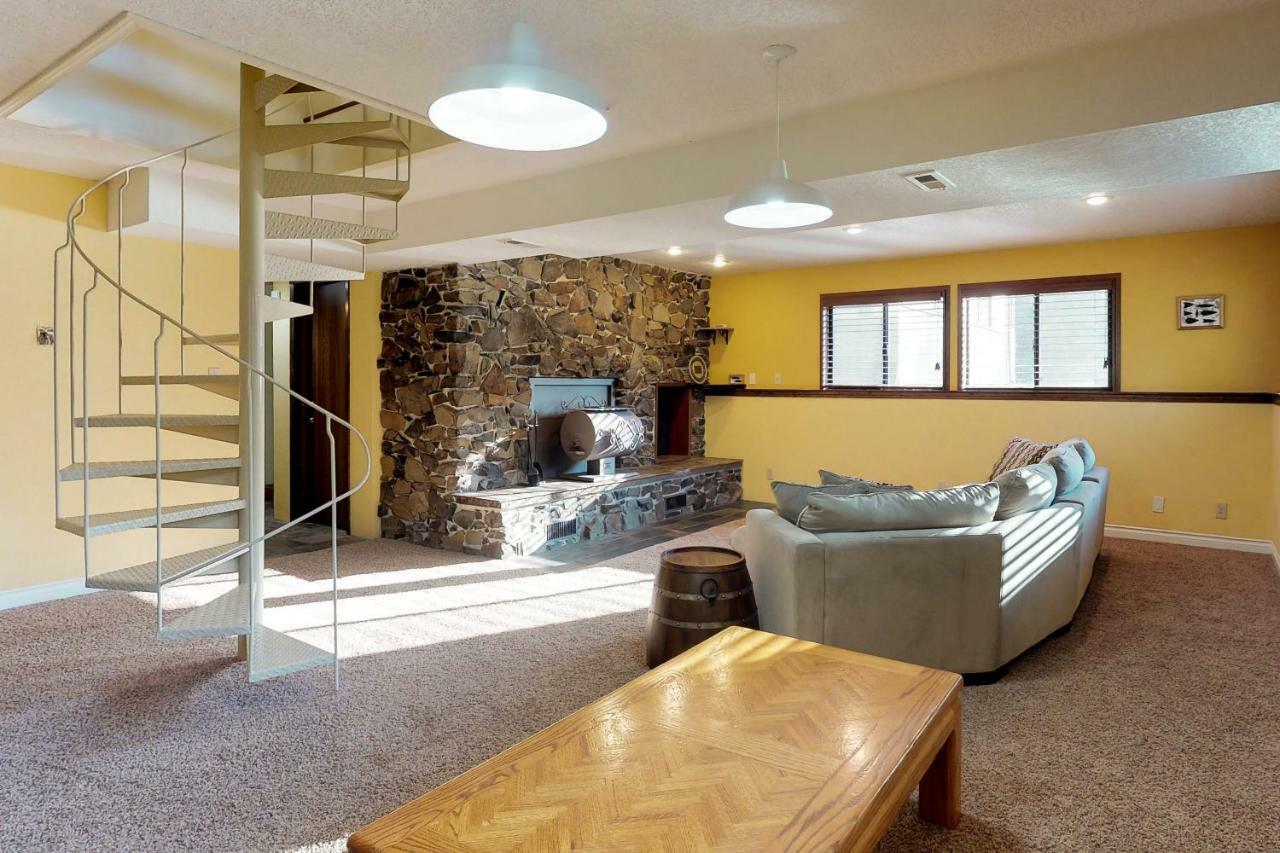 Meadows And Mountain Retreat Villa Little Oklahoma Exterior photo